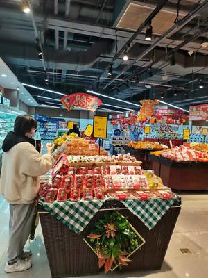 成都青羊区 生活物资供应充足，销售市场秩序平稳