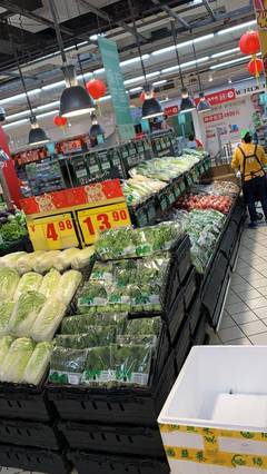 果菜批发市场货量充足，为何超市货架还会断档？解析生鲜及其他食品销售中的断档问题